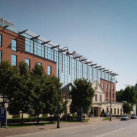 Отель Sheraton Grand