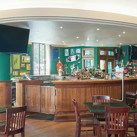 Отель Sheraton Grand