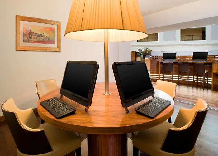 Sheraton Grand Hotel