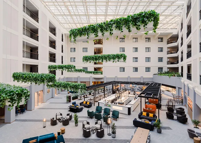 Sheraton Grand Hotel 5*