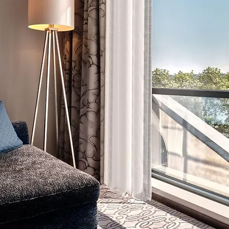 Sheraton Grand Szálloda 5*