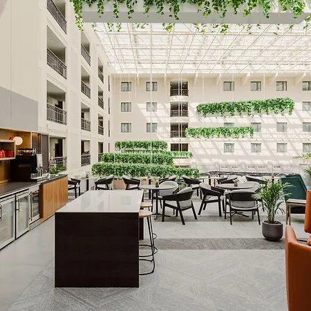 Szálloda Sheraton Grand