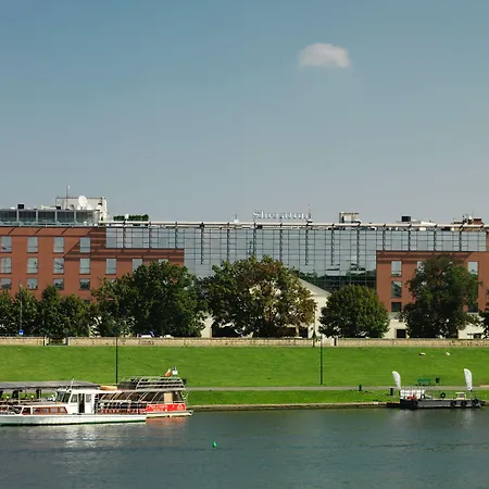 Hotel Sheraton Grand 5*