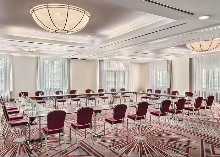 Hotel Sheraton Grand 5*